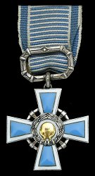 Cross of Merit in Silver, Obverse