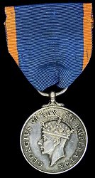 King's Medal for Bravery in Silver, Obverse
