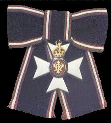 Dame Commander: Badge, Obverse