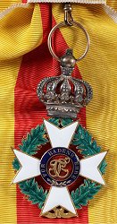 Grand Cross: Badge, Obverse