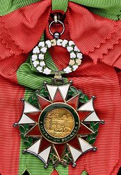 Grand Cross: Badge, Reverse