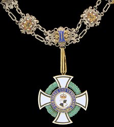 Honour Cross 1st Class: Collar