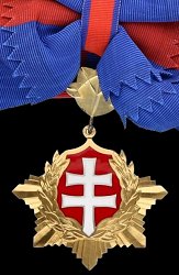 Class 1: Badge, Obverse